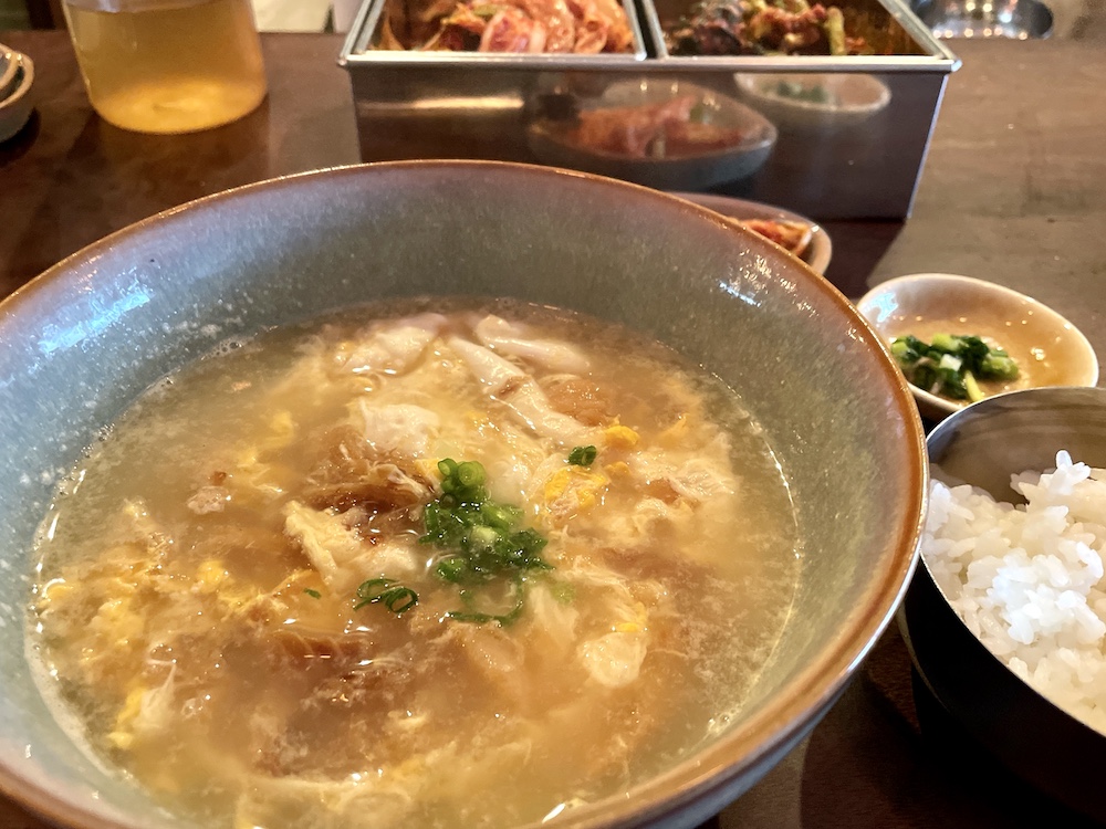 東銀座・たらちゃん】韓国の干し鱈スープ、プゴクを実食！営業時間や場所は？ | Korea cloud